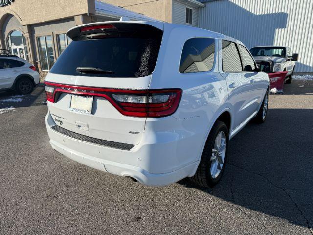 2022 WHITE /Black Dodge Durango GT AWD (1C4RDJDG5NC) with an Pentastar 3.6L V-6 DOHC engine, AUTOMATIC transmission, located at 1235 N Woodruff Ave., Idaho Falls, 83401, (208) 523-1053, 43.507172, -112.000488 - At Timberline Auto, finding a great deal on your next vehicle is always easy! Our experienced sales staff's goal is to help find you the right vehicle at the right price! Our knowledgeable finance department has options for almost any credit score. We offer extended service contract options to prote- Photo#33
