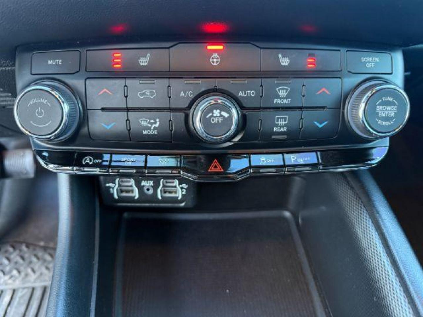 2022 WHITE /Black Dodge Durango (1C4RDJDG5NC) with an Pentastar 36L V-6 DOHC engine, Automatic transmission, located at 1175 N Woodruff Ave, Idaho Falls, ID, 83401, 43.506901, -111.999657 - At Timberline Auto, finding a great deal on your next vehicle is always easy! Our experienced sales staff's goal is to help find you the right vehicle at the right price! Our knowledgeable finance department has options for almost any credit score. We offer extended service contract options to prote - Photo#44