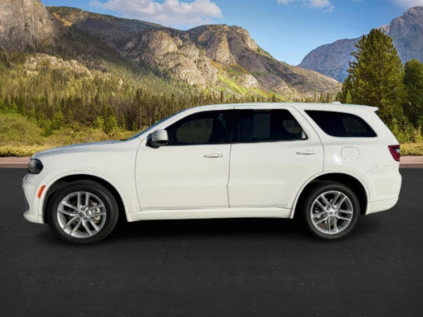 2022 WHITE /Black Dodge Durango (1C4RDJDG5NC) with an Pentastar 36L V-6 DOHC engine, Automatic transmission, located at 1175 N Woodruff Ave, Idaho Falls, ID, 83401, 43.506901, -111.999657 - At Timberline Auto, finding a great deal on your next vehicle is always easy! Our experienced sales staff's goal is to help find you the right vehicle at the right price! Our knowledgeable finance department has options for almost any credit score. We offer extended service contract options to prote - Photo#1