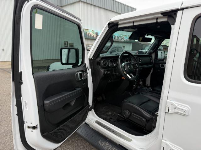 2021 WHITE /Black Jeep Wrangler Unlimited (1C4HJXEN5MW) with an 20L I4 TURBO engine, Automatic transmission, located at 1175 N Woodruff Ave, Idaho Falls, ID, 83401, 43.506901, -111.999657 - Adventure is calling, and this 2021 Jeep Wrangler Unlimited Sahara 4wd is ready to answer! Finished in stunning pearl white with the sought after hardtop, this Wrangler combines legendary Jeep capability with premium comfort and unmistakable style. Conquer trails, snow, mud, and everything in betw- Photo#44