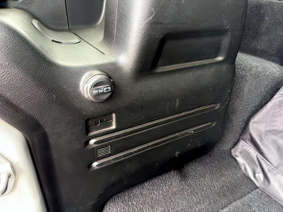 2021 WHITE /Black Jeep Wrangler Unlimited (1C4HJXEN5MW) with an 20L I4 TURBO engine, Automatic transmission, located at 1175 N Woodruff Ave, Idaho Falls, ID, 83401, 43.506901, -111.999657 - Adventure is calling, and this 2021 Jeep Wrangler Unlimited Sahara 4wd is ready to answer! Finished in stunning pearl white with the sought after hardtop, this Wrangler combines legendary Jeep capability with premium comfort and unmistakable style. Conquer trails, snow, mud, and everything in betw- Photo#7