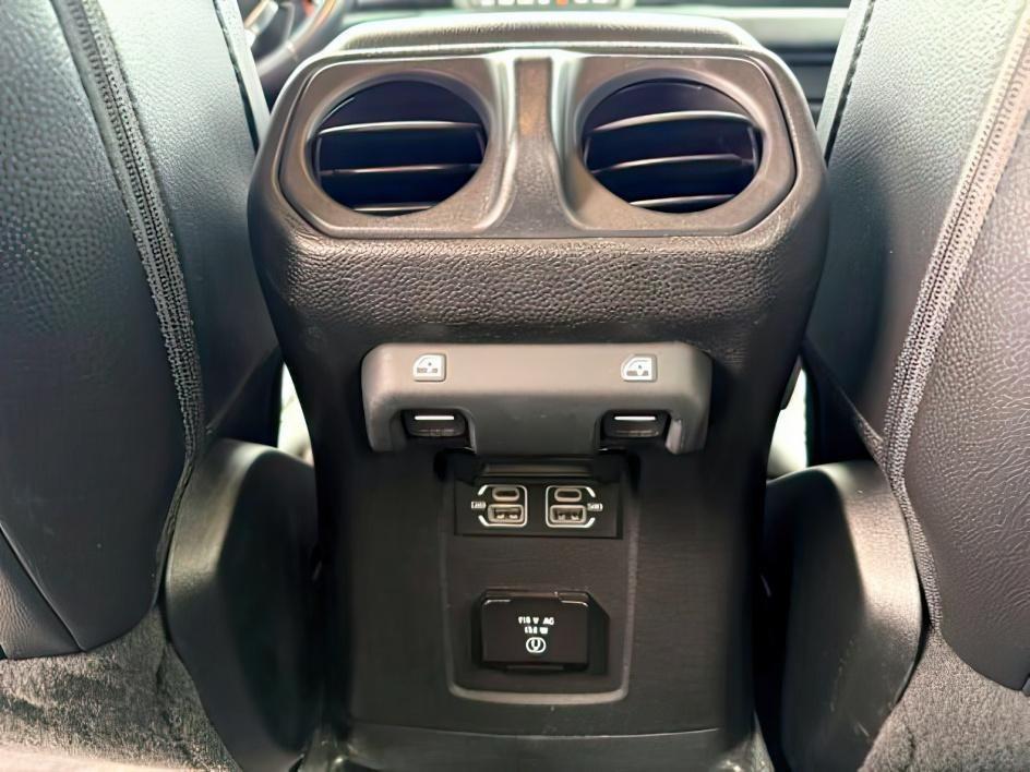 2021 WHITE /Black Jeep Wrangler Unlimited (1C4HJXEN5MW) with an 20L I4 TURBO engine, Automatic transmission, located at 1175 N Woodruff Ave, Idaho Falls, ID, 83401, 43.506901, -111.999657 - Adventure is calling, and this 2021 Jeep Wrangler Unlimited Sahara 4wd is ready to answer! Finished in stunning pearl white with the sought after hardtop, this Wrangler combines legendary Jeep capability with premium comfort and unmistakable style. Conquer trails, snow, mud, and everything in betw- Photo#26