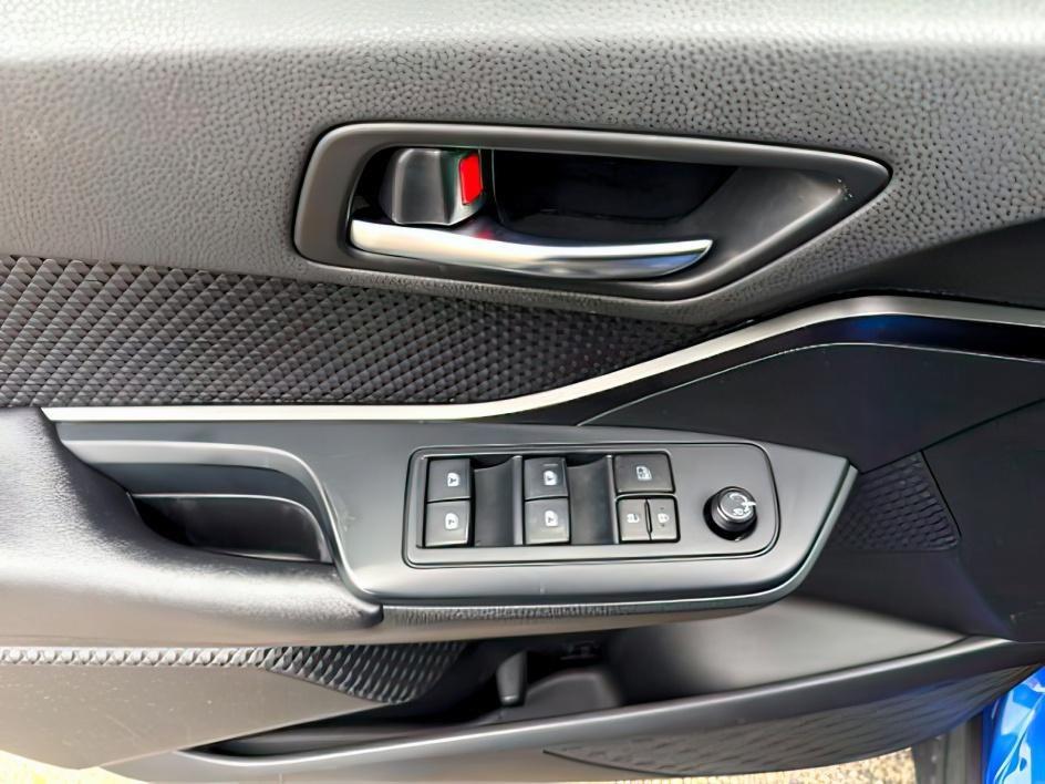 2019 BLUE /Black Toyota C-HR (JTNKHMBX4K1) with an 2L I-4 DOHC engine, Automatic transmission, located at 1175 N Woodruff Ave, Idaho Falls, ID, 83401, 43.506901, -111.999657 - This 2019 Toyota C-HR is a compact crossover built for efficient daily driving with easy maneuverability and a comfortable ride. Powered by a 2.0L 4-cylinder engine, it delivers solid fuel efficiency and dependable performance for commuting and around-town use. Its smaller footprint makes parking an- Photo#16