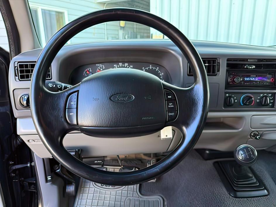 1999 Black Clearcoat /Medium Graphite Ford F-250 XLT (1FTNX21S8XE) with an V10, 6.8L (415 CID) engine, 4-speed automatic transmission, located at 1175 N Woodruff Ave, Idaho Falls, ID, 83401, 43.506901, -111.999657 - <b>Vehicle Details</b><br>Power, capability, and classic Ford toughness come together in this 1999 Ford F-250 Super Duty XLT 4WD, now available in Idaho Falls, ID. Built to handle hard work and weekend adventure alike, this heavy-duty pickup is powered by the legendary V10 6.8L (415 CID) gasoline en- Photo#34