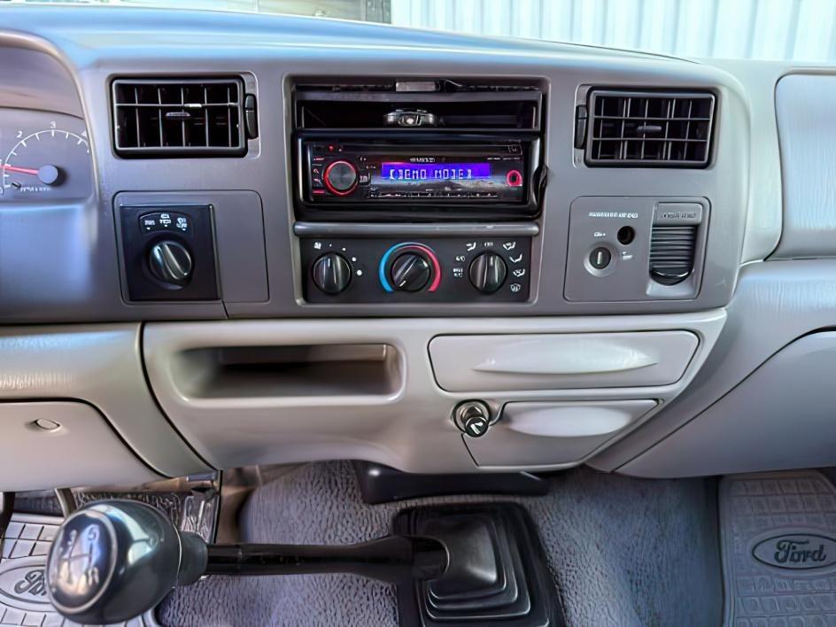 1999 Black Clearcoat /Medium Graphite Ford F-250 XLT (1FTNX21S8XE) with an V10, 6.8L (415 CID) engine, 4-speed automatic transmission, located at 1175 N Woodruff Ave, Idaho Falls, ID, 83401, 43.506901, -111.999657 - <b>Vehicle Details</b><br>Power, capability, and classic Ford toughness come together in this 1999 Ford F-250 Super Duty XLT 4WD, now available in Idaho Falls, ID. Built to handle hard work and weekend adventure alike, this heavy-duty pickup is powered by the legendary V10 6.8L (415 CID) gasoline en- Photo#35