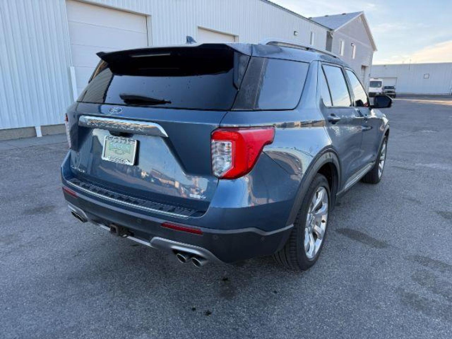 2020 BLUE /Light Sandstone Ford Explorer (1FM5K8HC1LG) with an EcoBoost 3L V-6 gasoline direct injection engine, Automatic transmission, located at 1175 N Woodruff Ave, Idaho Falls, ID, 83401, 43.506901, -111.999657 - At Timberline Auto, finding a great deal on your next vehicle is always easy! Our experienced sales staff's goal is to help find you the right vehicle at the right price! Our knowledgeable finance department has options for almost any credit score. We offer extended service contract options to prote - Photo#39