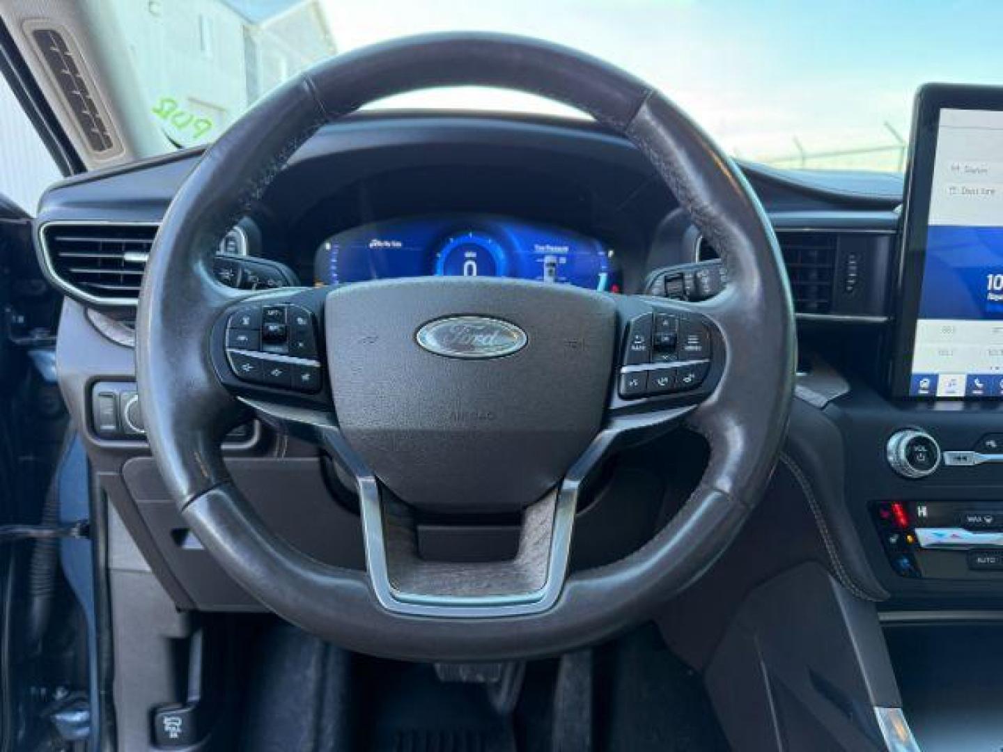 2020 BLUE /Light Sandstone Ford Explorer (1FM5K8HC1LG) with an EcoBoost 3L V-6 gasoline direct injection engine, Automatic transmission, located at 1175 N Woodruff Ave, Idaho Falls, ID, 83401, 43.506901, -111.999657 - At Timberline Auto, finding a great deal on your next vehicle is always easy! Our experienced sales staff's goal is to help find you the right vehicle at the right price! Our knowledgeable finance department has options for almost any credit score. We offer extended service contract options to prote - Photo#47