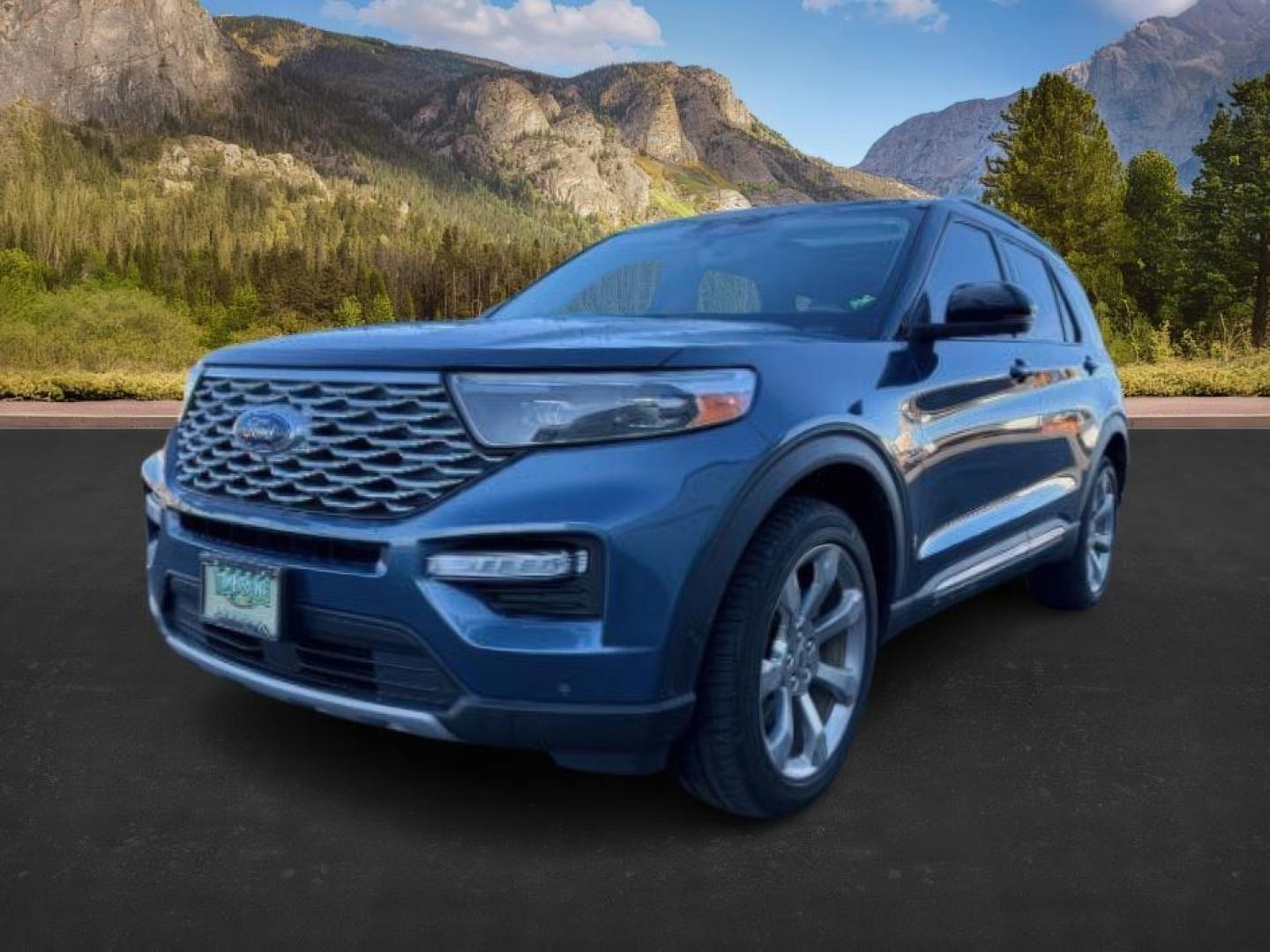 2020 BLUE /Light Sandstone Ford Explorer (1FM5K8HC1LG) with an EcoBoost 3L V-6 gasoline direct injection engine, Automatic transmission, located at 1175 N Woodruff Ave, Idaho Falls, ID, 83401, 43.506901, -111.999657 - At Timberline Auto, finding a great deal on your next vehicle is always easy! Our experienced sales staff's goal is to help find you the right vehicle at the right price! Our knowledgeable finance department has options for almost any credit score. We offer extended service contract options to prote - Photo#0