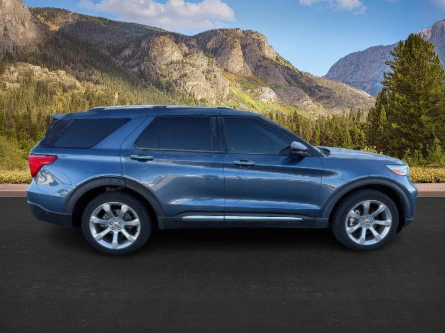 2020 BLUE /Light Sandstone Ford Explorer (1FM5K8HC1LG) with an EcoBoost 3L V-6 gasoline direct injection engine, Automatic transmission, located at 1175 N Woodruff Ave, Idaho Falls, ID, 83401, 43.506901, -111.999657 - At Timberline Auto, finding a great deal on your next vehicle is always easy! Our experienced sales staff's goal is to help find you the right vehicle at the right price! Our knowledgeable finance department has options for almost any credit score. We offer extended service contract options to prote - Photo#10