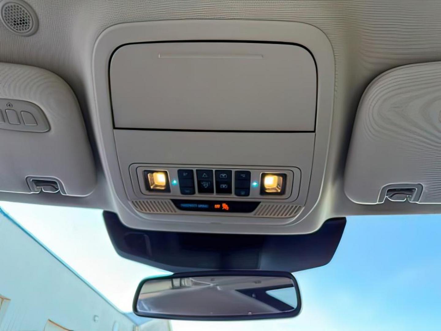 2020 BLUE /Light Sandstone Ford Explorer (1FM5K8HC1LG) with an EcoBoost 3L V-6 gasoline direct injection engine, Automatic transmission, located at 1175 N Woodruff Ave, Idaho Falls, ID, 83401, 43.506901, -111.999657 - At Timberline Auto, finding a great deal on your next vehicle is always easy! Our experienced sales staff's goal is to help find you the right vehicle at the right price! Our knowledgeable finance department has options for almost any credit score. We offer extended service contract options to prote - Photo#23