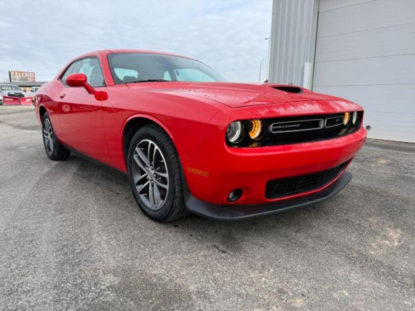 2019 RED /Black Dodge Challenger (2C3CDZKG2KH) with an Pentastar 36L V-6 DOHC engine, Automatic transmission, located at 1175 N Woodruff Ave, Idaho Falls, ID, 83401, 43.506901, -111.999657 - At Timberline Auto, finding a great deal on your next vehicle is always easy! Our experienced sales staff's goal is to help find you the right vehicle at the right price! Our knowledgeable finance department has options for almost any credit score. We offer extended service contract options to prote - Photo#26