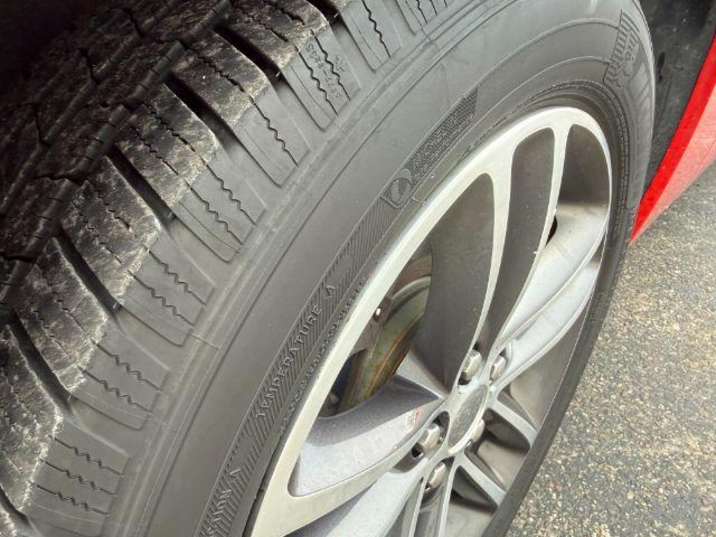 2019 RED /Black Dodge Challenger (2C3CDZKG2KH) with an Pentastar 36L V-6 DOHC engine, Automatic transmission, located at 1175 N Woodruff Ave, Idaho Falls, ID, 83401, 43.506901, -111.999657 - At Timberline Auto, finding a great deal on your next vehicle is always easy! Our experienced sales staff's goal is to help find you the right vehicle at the right price! Our knowledgeable finance department has options for almost any credit score. We offer extended service contract options to prote - Photo#28