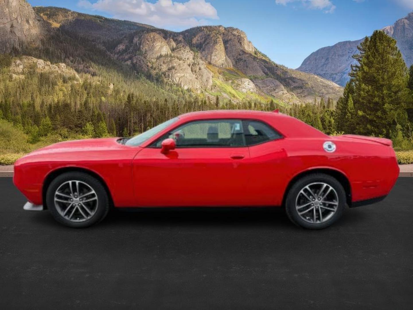 2019 RED /Black Dodge Challenger (2C3CDZKG2KH) with an Pentastar 36L V-6 DOHC engine, Automatic transmission, located at 1175 N Woodruff Ave, Idaho Falls, ID, 83401, 43.506901, -111.999657 - At Timberline Auto, finding a great deal on your next vehicle is always easy! Our experienced sales staff's goal is to help find you the right vehicle at the right price! Our knowledgeable finance department has options for almost any credit score. We offer extended service contract options to prote - Photo#1