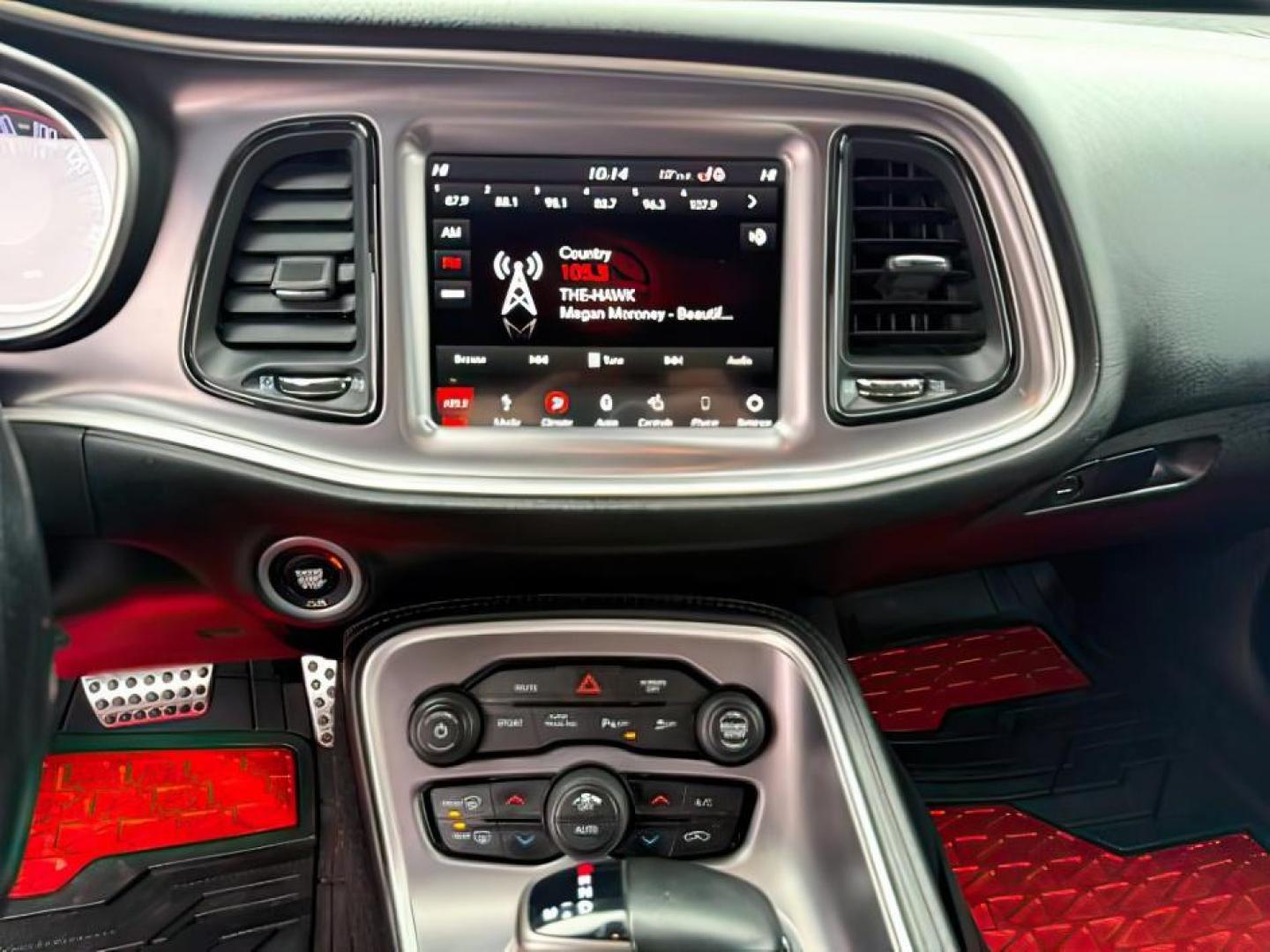 2019 RED /Black Dodge Challenger (2C3CDZKG2KH) with an Pentastar 36L V-6 DOHC engine, Automatic transmission, located at 1175 N Woodruff Ave, Idaho Falls, ID, 83401, 43.506901, -111.999657 - At Timberline Auto, finding a great deal on your next vehicle is always easy! Our experienced sales staff's goal is to help find you the right vehicle at the right price! Our knowledgeable finance department has options for almost any credit score. We offer extended service contract options to prote - Photo#13