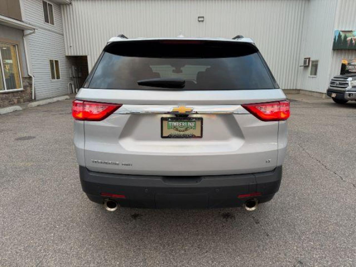 2020 SILVER /Jet Black Chevrolet Traverse (1GNEVHKW9LJ) with an 36L V-6 gasoline direct injection engine, Automatic transmission, located at 1175 N Woodruff Ave, Idaho Falls, ID, 83401, 43.506901, -111.999657 - At Timberline Auto, finding a great deal on your next vehicle is always easy! Our experienced sales staff's goal is to help find you the right vehicle at the right price! Our knowledgeable finance department has options for almost any credit score. We offer extended service contract options to prote - Photo#31