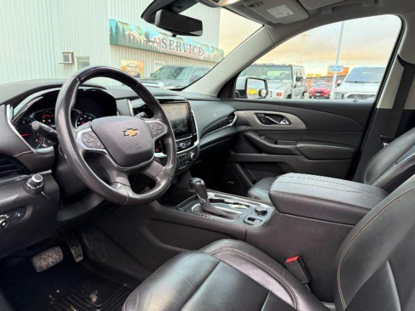 2020 SILVER /Jet Black Chevrolet Traverse (1GNEVHKW9LJ) with an 36L V-6 gasoline direct injection engine, Automatic transmission, located at 1175 N Woodruff Ave, Idaho Falls, ID, 83401, 43.506901, -111.999657 - At Timberline Auto, finding a great deal on your next vehicle is always easy! Our experienced sales staff's goal is to help find you the right vehicle at the right price! Our knowledgeable finance department has options for almost any credit score. We offer extended service contract options to prote - Photo#43