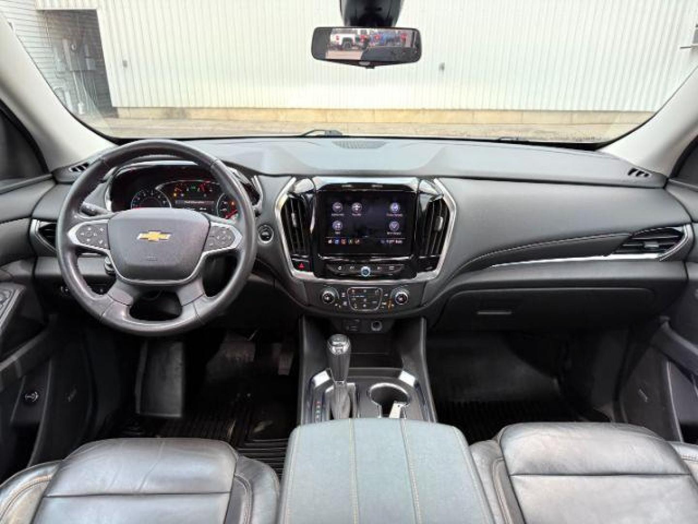 2020 SILVER /Jet Black Chevrolet Traverse (1GNEVHKW9LJ) with an 36L V-6 gasoline direct injection engine, Automatic transmission, located at 1175 N Woodruff Ave, Idaho Falls, ID, 83401, 43.506901, -111.999657 - At Timberline Auto, finding a great deal on your next vehicle is always easy! Our experienced sales staff's goal is to help find you the right vehicle at the right price! Our knowledgeable finance department has options for almost any credit score. We offer extended service contract options to prote - Photo#52