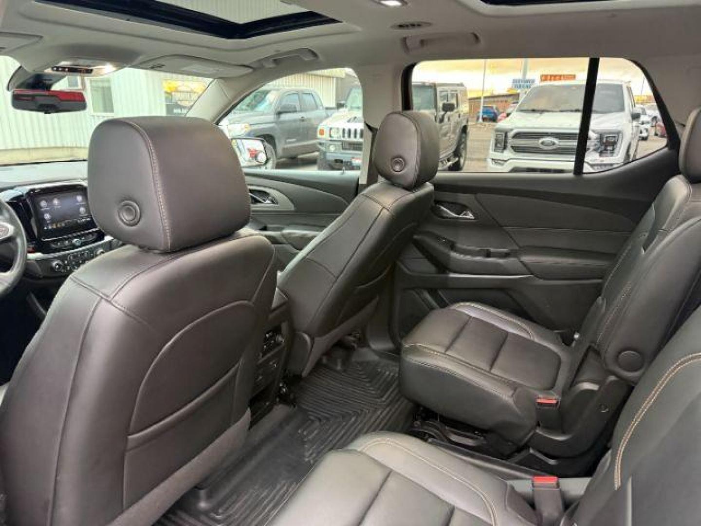 2020 SILVER /Jet Black Chevrolet Traverse (1GNEVHKW9LJ) with an 36L V-6 gasoline direct injection engine, Automatic transmission, located at 1175 N Woodruff Ave, Idaho Falls, ID, 83401, 43.506901, -111.999657 - At Timberline Auto, finding a great deal on your next vehicle is always easy! Our experienced sales staff's goal is to help find you the right vehicle at the right price! Our knowledgeable finance department has options for almost any credit score. We offer extended service contract options to prote - Photo#54