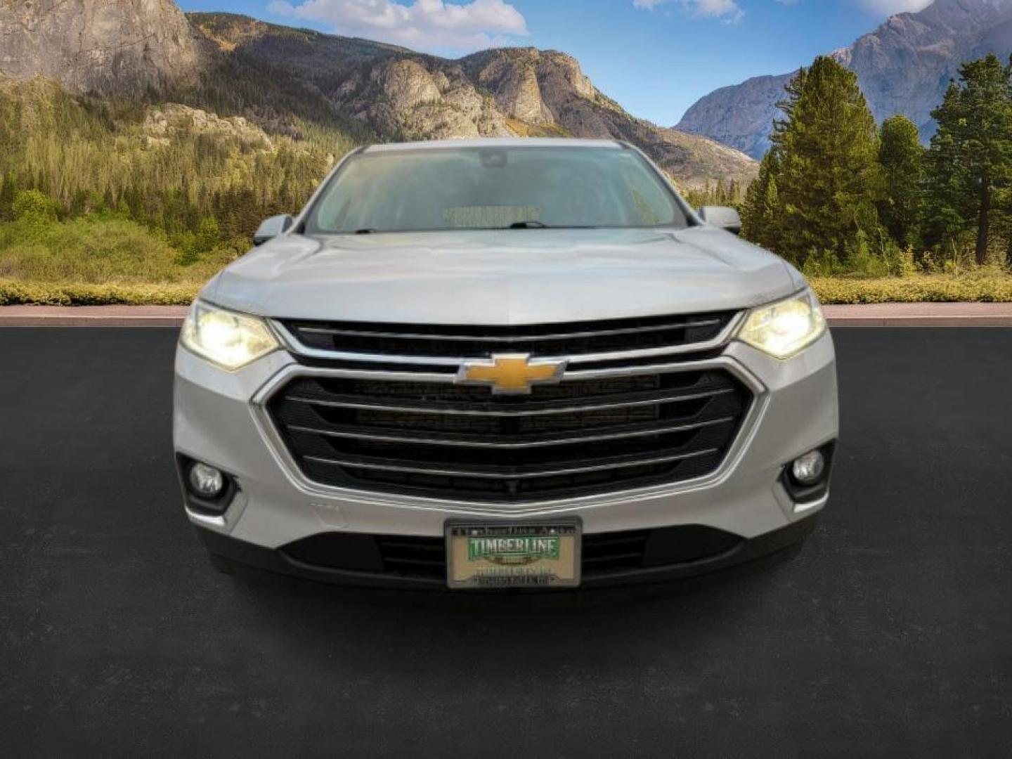 2020 SILVER /Jet Black Chevrolet Traverse (1GNEVHKW9LJ) with an 36L V-6 gasoline direct injection engine, Automatic transmission, located at 1175 N Woodruff Ave, Idaho Falls, ID, 83401, 43.506901, -111.999657 - At Timberline Auto, finding a great deal on your next vehicle is always easy! Our experienced sales staff's goal is to help find you the right vehicle at the right price! Our knowledgeable finance department has options for almost any credit score. We offer extended service contract options to prote - Photo#11