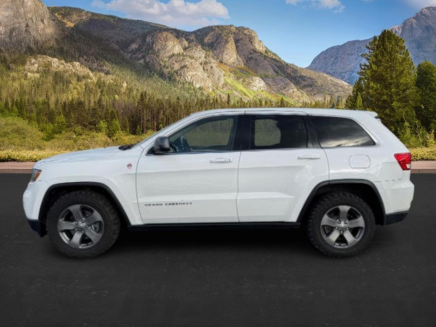 2013 Jeep Grand Cherokee Laredo X's photo