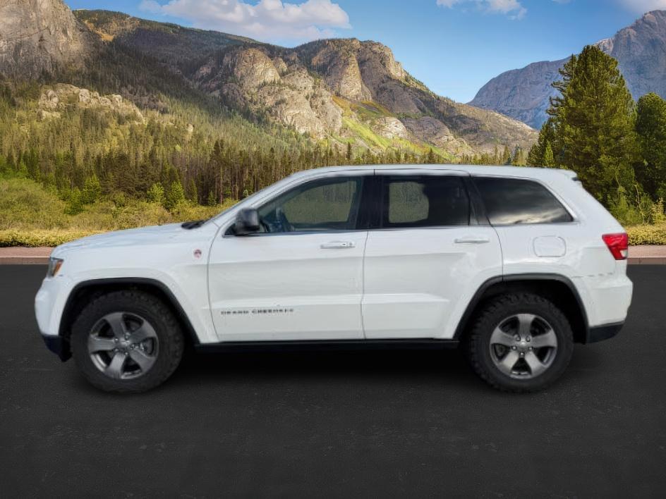 photo of 2013 Jeep Grand Cherokee Laredo Trailhawk