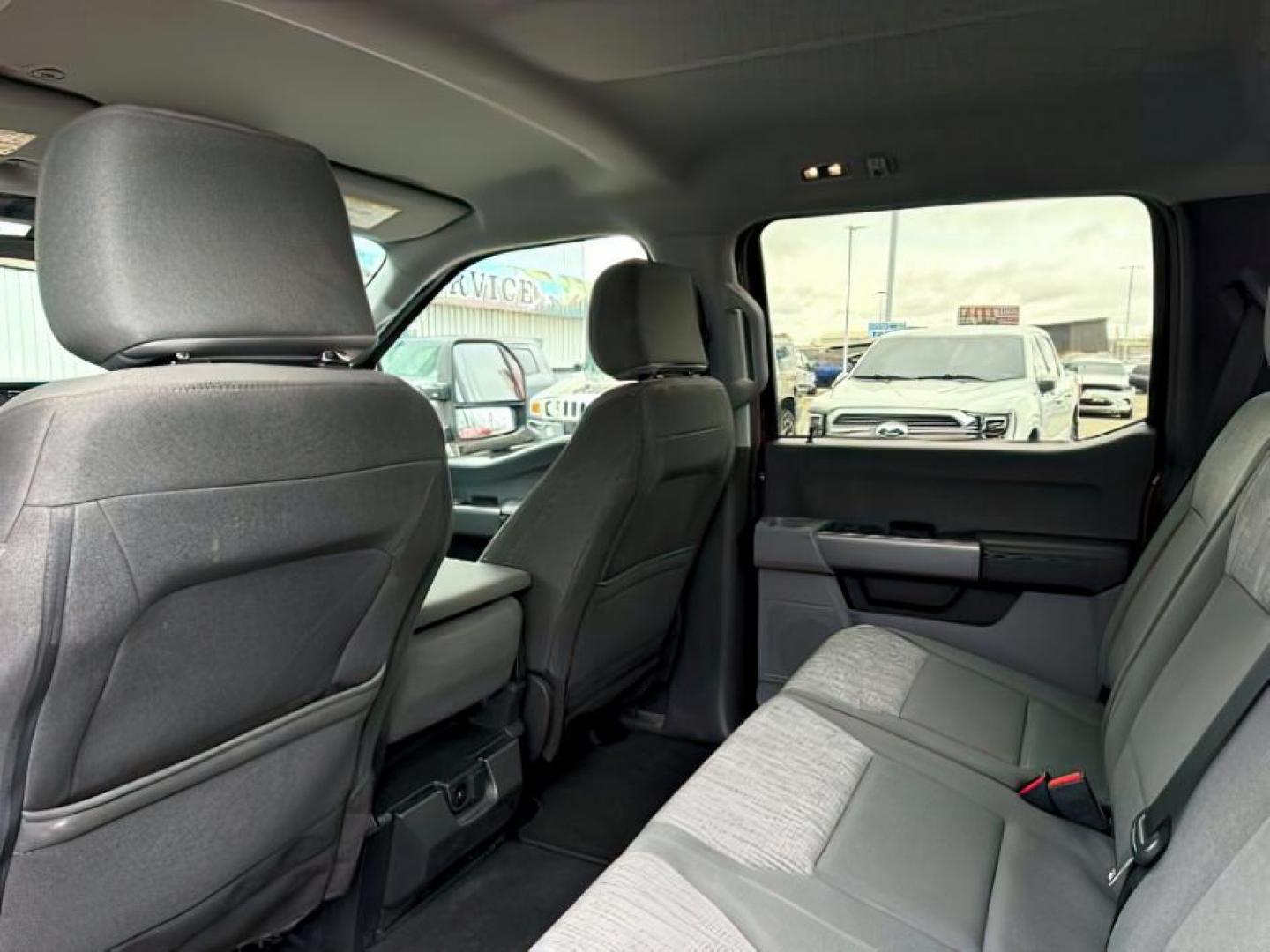 2024 RED /Medium Dark Slate Ford F-250 (1FT7W2BT3RE) with an Powerstroke 67L V-8 diesel direct injection engine, Automatic transmission, located at 1175 N Woodruff Ave, Idaho Falls, ID, 83401, 43.506901, -111.999657 - At Timberline Auto, finding a great deal on your next vehicle is always easy! Our experienced sales staff's goal is to help find you the right vehicle at the right price! Our knowledgeable finance department has options for almost any credit score. We offer extended service contract options to prote - Photo#20