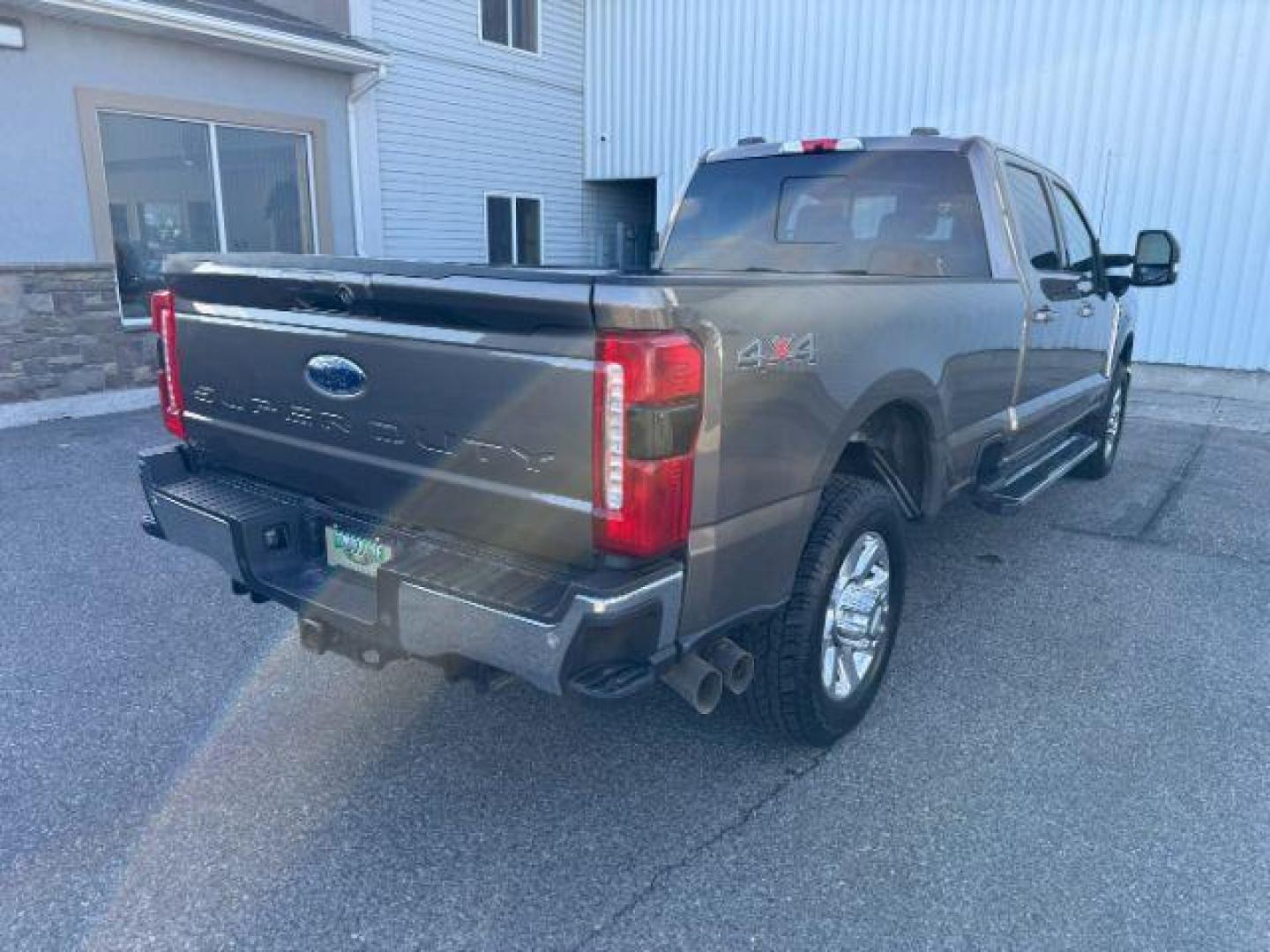 2023 GOLD /LEATHER Ford Super Duty F-350 SRW (1FT8W3BT5PE) with an 67L engine, Automatic transmission, located at 1175 N Woodruff Ave, Idaho Falls, ID, 83401, 43.506901, -111.999657 - At Timberline Auto, finding a great deal on your next vehicle is always easy! Our experienced sales staff's goal is to help find you the right vehicle at the right price! Our knowledgeable finance department has options for almost any credit score. We offer extended service contract options to prote - Photo#32
