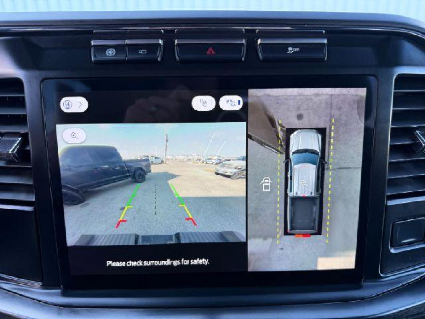 2023 GOLD /LEATHER Ford Super Duty F-350 SRW (1FT8W3BT5PE) with an 67L engine, Automatic transmission, located at 1175 N Woodruff Ave, Idaho Falls, ID, 83401, 43.506901, -111.999657 - At Timberline Auto, finding a great deal on your next vehicle is always easy! Our experienced sales staff's goal is to help find you the right vehicle at the right price! Our knowledgeable finance department has options for almost any credit score. We offer extended service contract options to prote - Photo#42