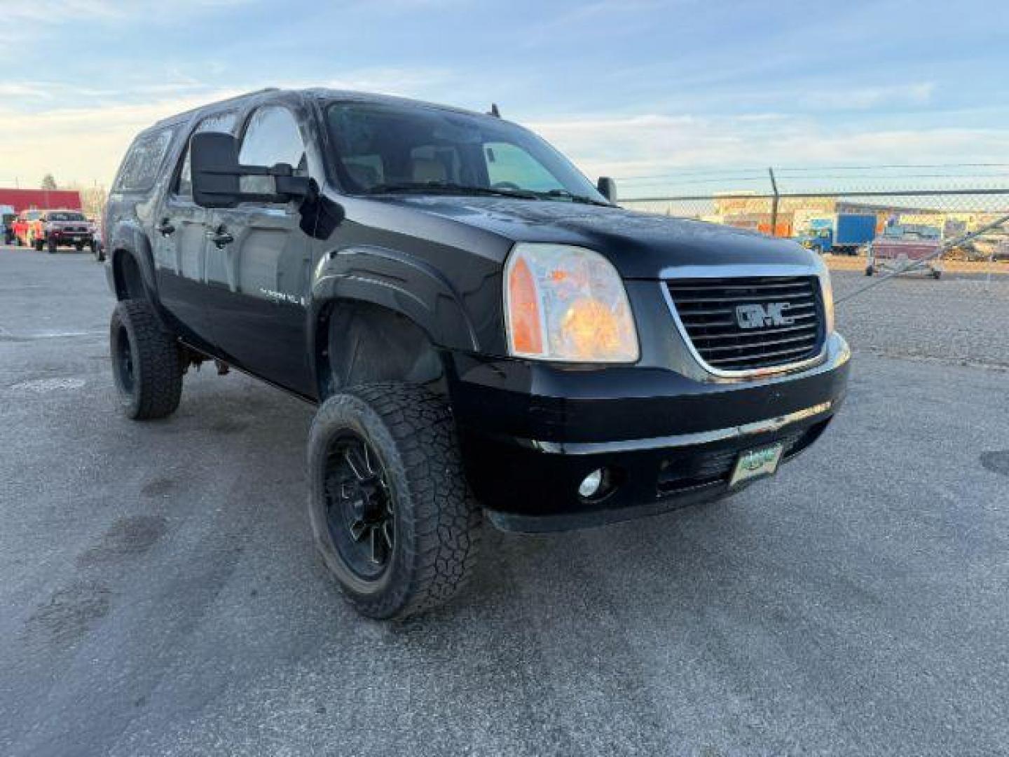 2008 Onyx Black /Ebony GMC Yukon XL 2500 (1GKGK26KX8R) with an Vortec 6L V-8 variable valve control engine, Automatic transmission, located at 1175 N Woodruff Ave, Idaho Falls, ID, 83401, 43.506901, -111.999657 - At Timberline Auto, finding a great deal on your next vehicle is always easy! Our experienced sales staff's goal is to help find you the right vehicle at the right price! Our knowledgeable finance department has options for almost any credit score. We offer extended service contract options to prote - Photo#32