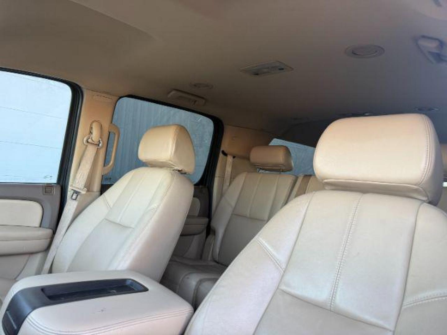 2008 Onyx Black /Ebony GMC Yukon XL 2500 (1GKGK26KX8R) with an Vortec 6L V-8 variable valve control engine, Automatic transmission, located at 1175 N Woodruff Ave, Idaho Falls, ID, 83401, 43.506901, -111.999657 - At Timberline Auto, finding a great deal on your next vehicle is always easy! Our experienced sales staff's goal is to help find you the right vehicle at the right price! Our knowledgeable finance department has options for almost any credit score. We offer extended service contract options to prote - Photo#43