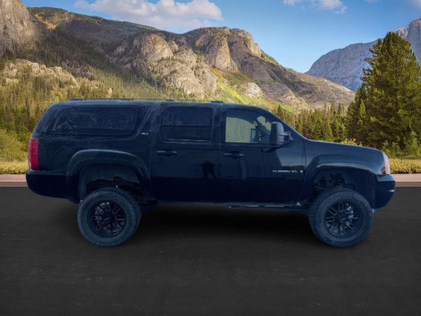 2008 Onyx Black /Ebony GMC Yukon XL 2500 (1GKGK26KX8R) with an Vortec 6L V-8 variable valve control engine, Automatic transmission, located at 1175 N Woodruff Ave, Idaho Falls, ID, 83401, 43.506901, -111.999657 - At Timberline Auto, finding a great deal on your next vehicle is always easy! Our experienced sales staff's goal is to help find you the right vehicle at the right price! Our knowledgeable finance department has options for almost any credit score. We offer extended service contract options to prote - Photo#7