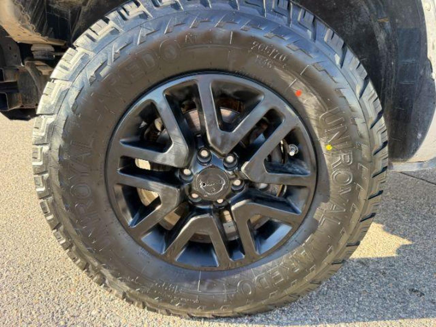 2016 Brilliant Silver /Steel Nissan Frontier (1N6AD0EV3GN) with an VQ 4L V-6 DOHC engine, Automatic transmission, located at 1175 N Woodruff Ave, Idaho Falls, ID, 83401, 43.506901, -111.999657 - At Timberline Auto, finding a great deal on your next vehicle is always easy! Our experienced sales staff's goal is to help find you the right vehicle at the right price! Our knowledgeable finance department has options for almost any credit score. We offer extended service contract options to prote - Photo#32