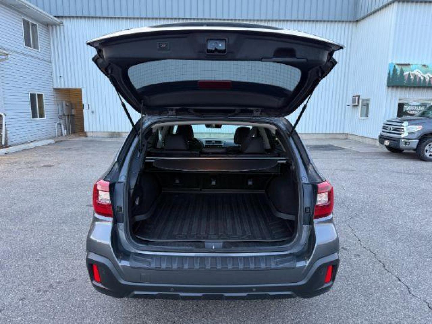2018 GRAY /Slate Black Subaru Outback (4S4BSANC9J3) with an 25L H-4 DOHC engine, Automatic transmission, located at 1175 N Woodruff Ave, Idaho Falls, ID, 83401, 43.506901, -111.999657 - At Timberline Auto, finding a great deal on your next vehicle is always easy! Our experienced sales staff's goal is to help find you the right vehicle at the right price! Our knowledgeable finance department has options for almost any credit score. We offer extended service contract options to prote - Photo#33
