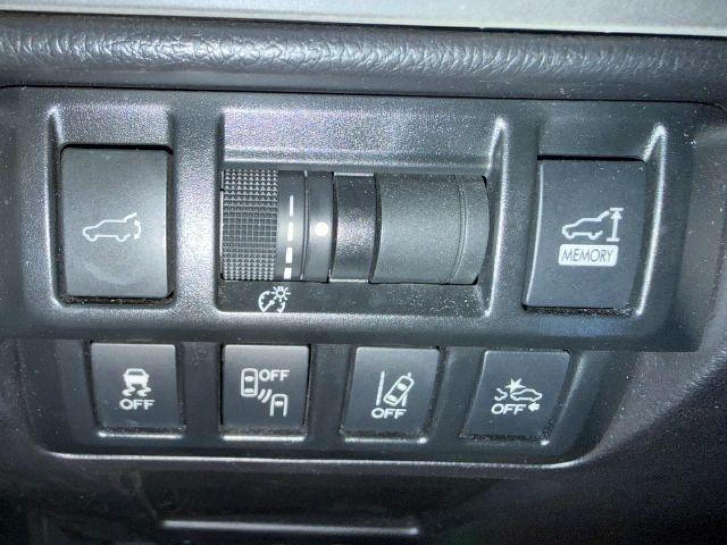 2018 GRAY /Slate Black Subaru Outback (4S4BSANC9J3) with an 25L H-4 DOHC engine, Automatic transmission, located at 1175 N Woodruff Ave, Idaho Falls, ID, 83401, 43.506901, -111.999657 - At Timberline Auto, finding a great deal on your next vehicle is always easy! Our experienced sales staff's goal is to help find you the right vehicle at the right price! Our knowledgeable finance department has options for almost any credit score. We offer extended service contract options to prote - Photo#49