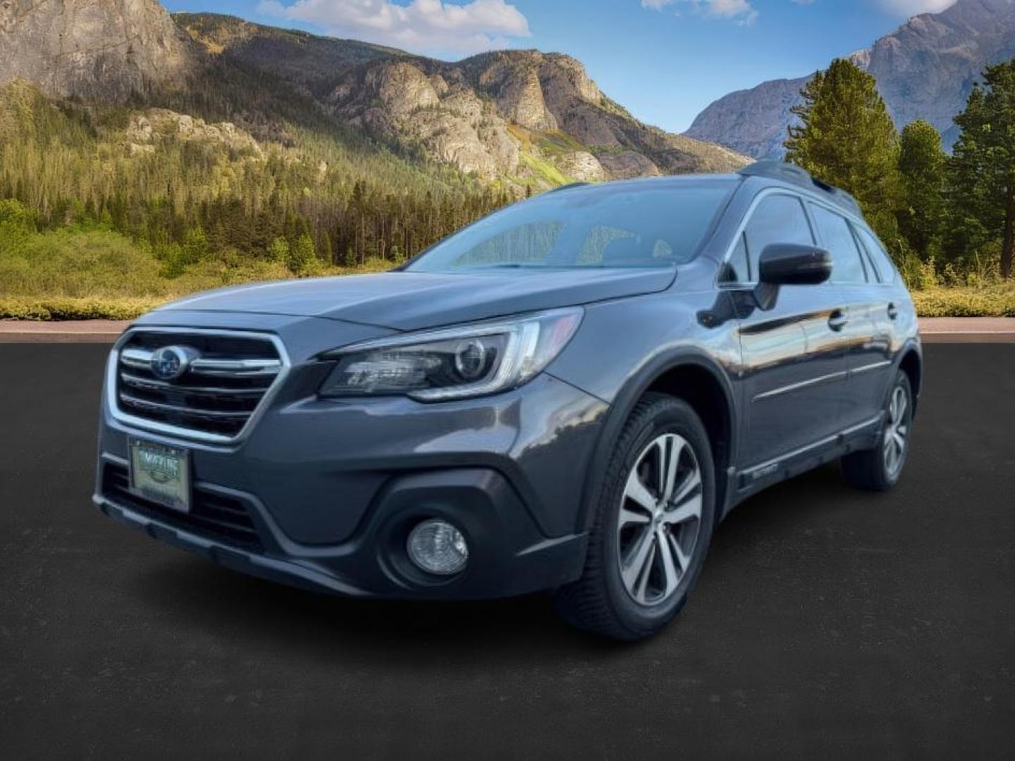 2018 GRAY /Slate Black Subaru Outback (4S4BSANC9J3) with an 25L H-4 DOHC engine, Automatic transmission, located at 1175 N Woodruff Ave, Idaho Falls, ID, 83401, 43.506901, -111.999657 - At Timberline Auto, finding a great deal on your next vehicle is always easy! Our experienced sales staff's goal is to help find you the right vehicle at the right price! Our knowledgeable finance department has options for almost any credit score. We offer extended service contract options to prote - Photo#0