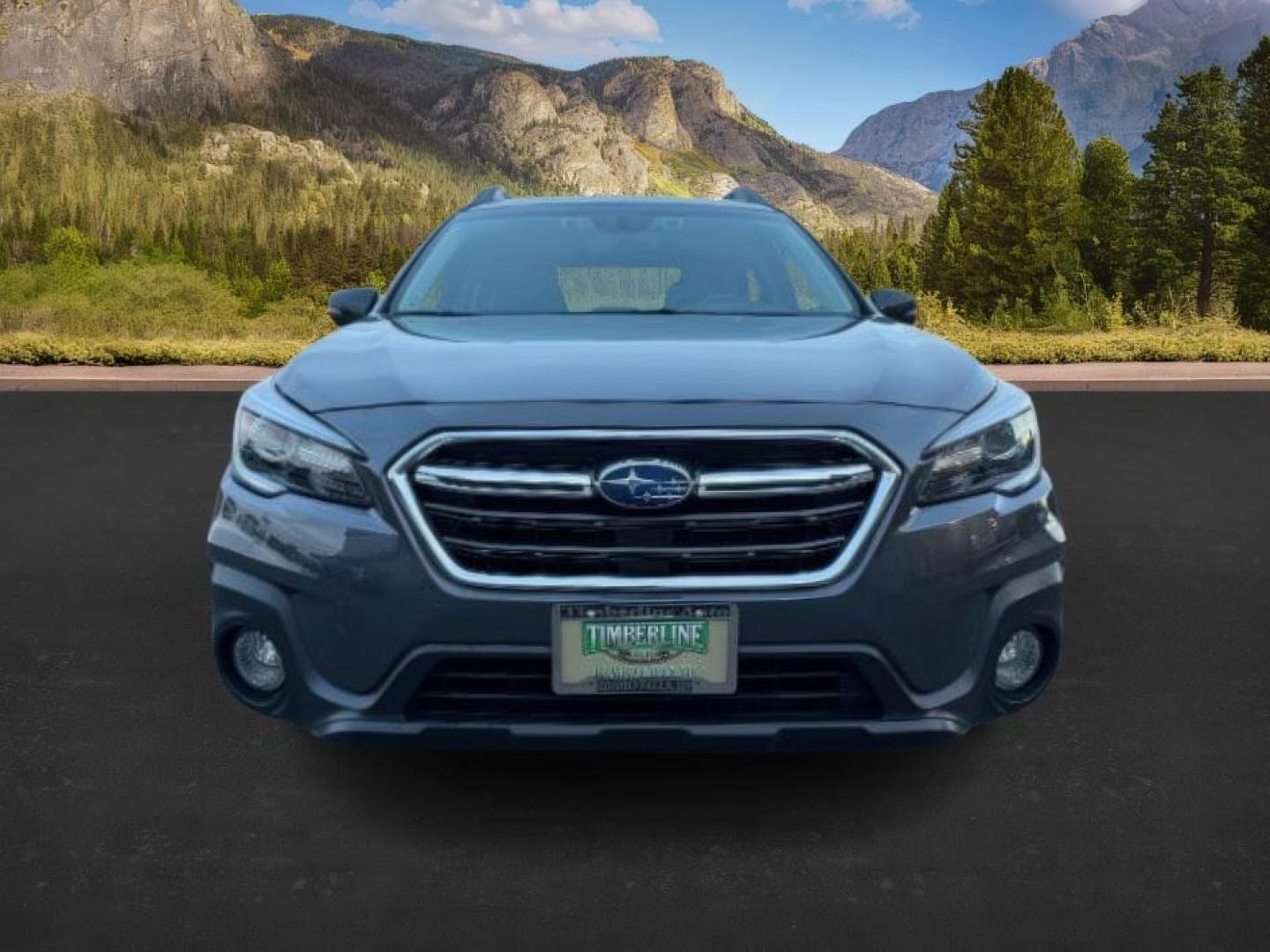 2018 GRAY /Slate Black Subaru Outback (4S4BSANC9J3) with an 25L H-4 DOHC engine, Automatic transmission, located at 1175 N Woodruff Ave, Idaho Falls, ID, 83401, 43.506901, -111.999657 - At Timberline Auto, finding a great deal on your next vehicle is always easy! Our experienced sales staff's goal is to help find you the right vehicle at the right price! Our knowledgeable finance department has options for almost any credit score. We offer extended service contract options to prote - Photo#11