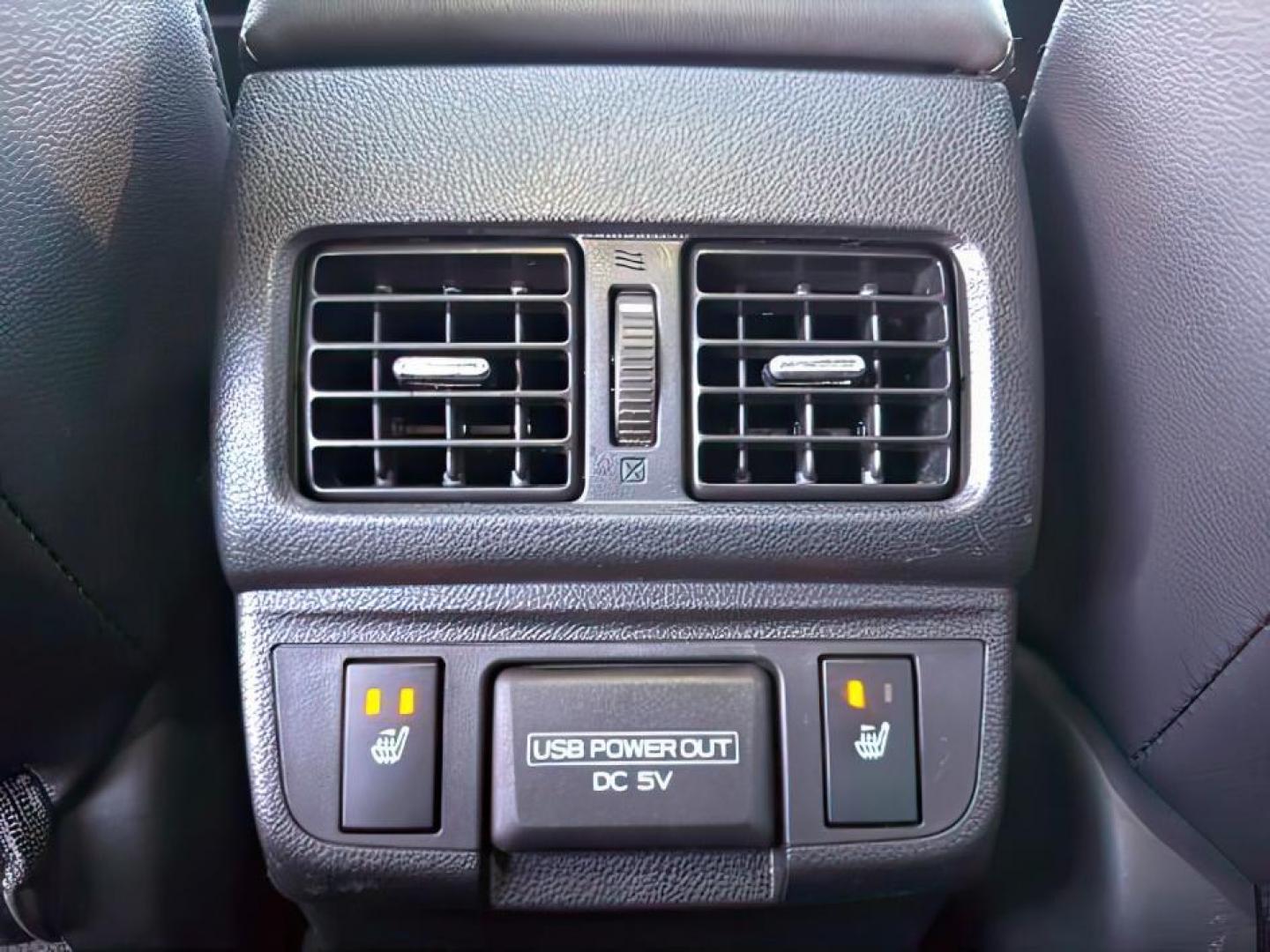 2018 GRAY /Slate Black Subaru Outback (4S4BSANC9J3) with an 25L H-4 DOHC engine, Automatic transmission, located at 1175 N Woodruff Ave, Idaho Falls, ID, 83401, 43.506901, -111.999657 - At Timberline Auto, finding a great deal on your next vehicle is always easy! Our experienced sales staff's goal is to help find you the right vehicle at the right price! Our knowledgeable finance department has options for almost any credit score. We offer extended service contract options to prote - Photo#25