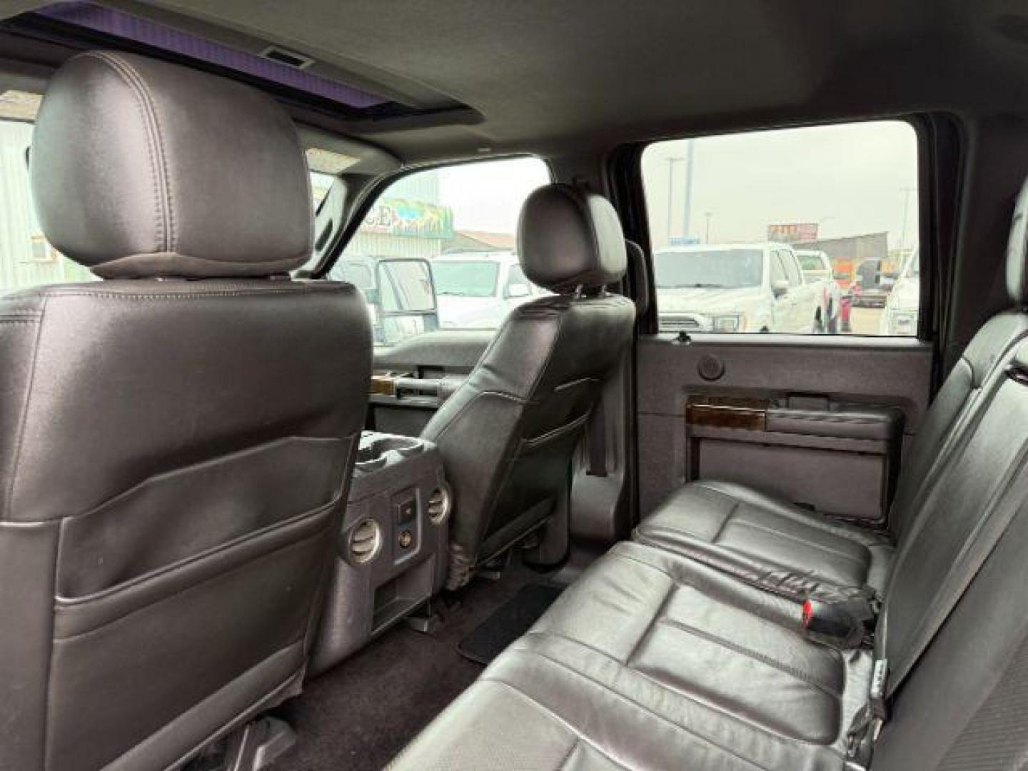 2015 Tuxedo Black Metallic /Black Ford F-350 PLATINUM (1FT8W3BT1FE) with an Powerstroke 6.7L V-8 diesel direct injection engine, AUTOMATIC transmission, located at 1235 N Woodruff Ave., Idaho Falls, 83401, (208) 523-1053, 43.507172, -112.000488 - Photo#46