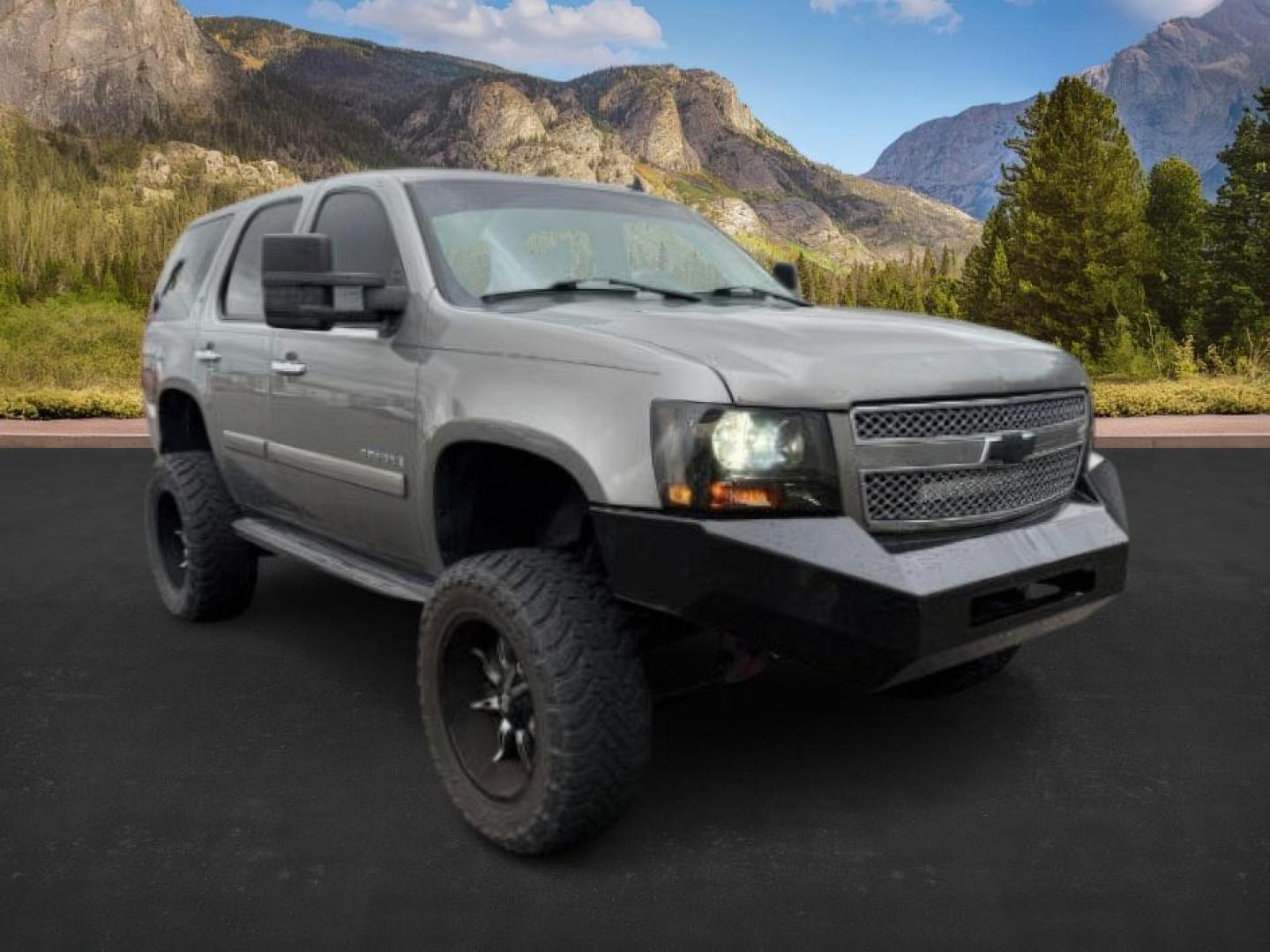 2007 GREY /Ebony Chevrolet Tahoe (1GNFK13027J) with an 53 engine, Automatic transmission, located at 1175 N Woodruff Ave, Idaho Falls, ID, 83401, 43.506901, -111.999657 - ... Read the full description on our Website at: www.usedtrucksidahofalls.com - Photo#6