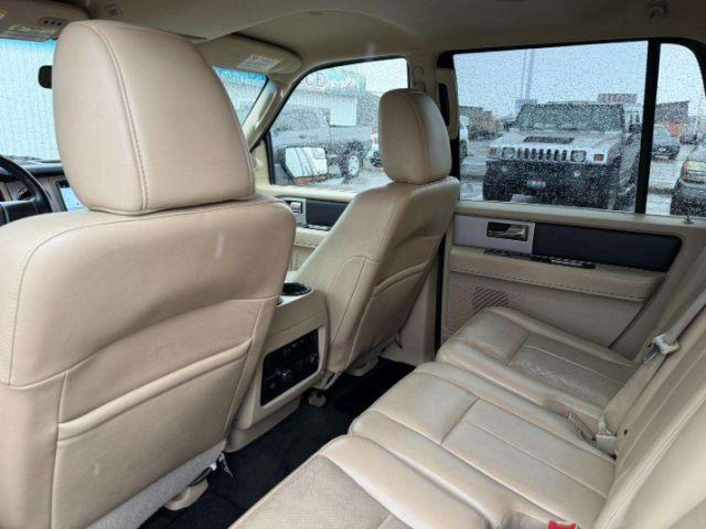 2017 BLUE /Ebony Ford Expedition EL (1FMJK1JT9HE) with an EcoBoost 35L V-6 gasoline direct injection engine, Automatic transmission, located at 1175 N Woodruff Ave, Idaho Falls, ID, 83401, 43.506901, -111.999657 - At Timberline Auto, finding a great deal on your next vehicle is always easy! Our experienced sales staff's goal is to help find you the right vehicle at the right price! Our knowledgeable finance department has options for almost any credit score. We offer extended service contract options to prote - Photo#50