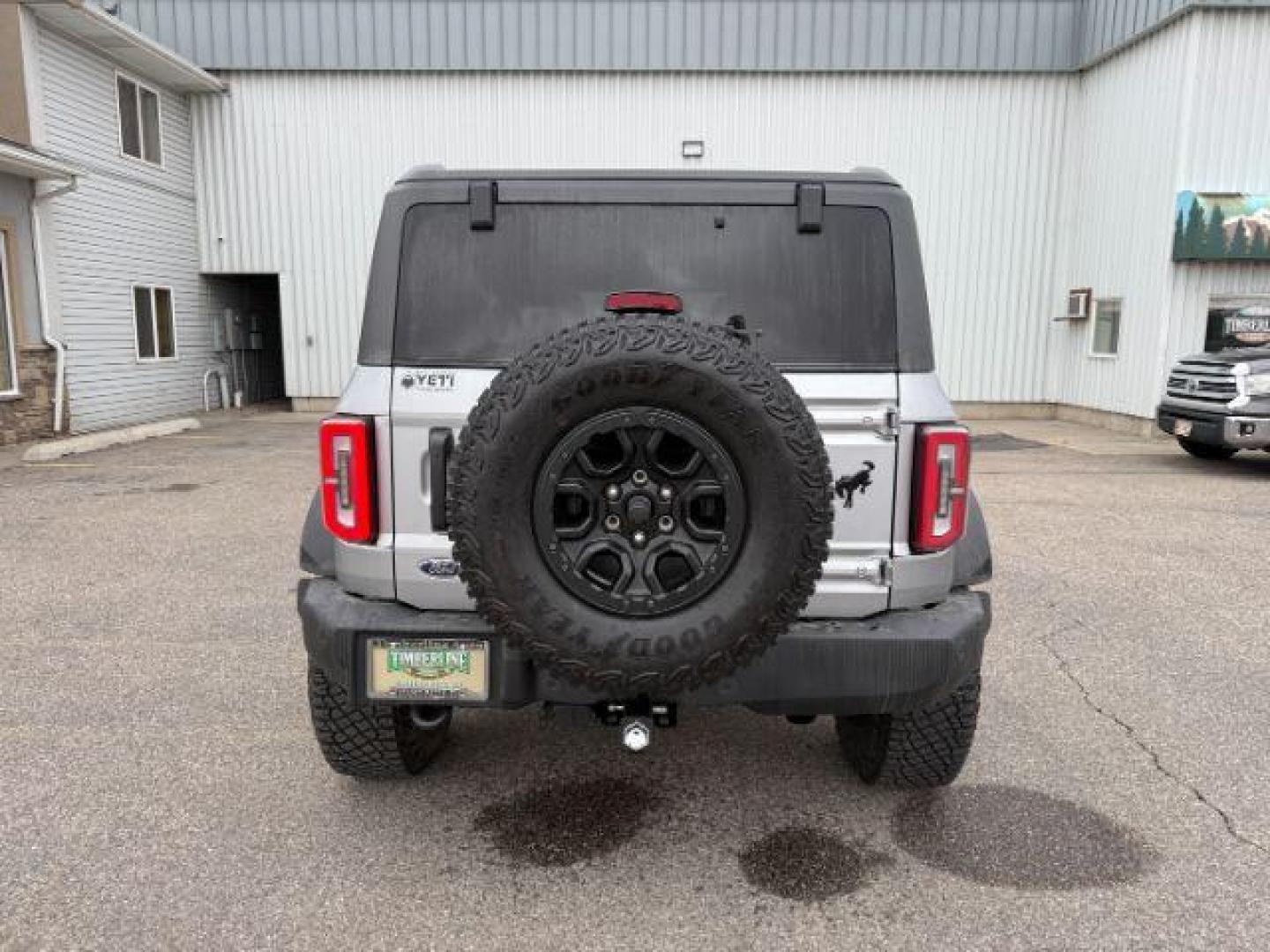 2022 SILVER /Medium Sandstone w/Black Onyx Ford Bronco (1FMEE5DP3NL) with an EcoBoost 27L V-6 portdirect injection engine, Automatic transmission, located at 1175 N Woodruff Ave, Idaho Falls, ID, 83401, 43.506901, -111.999657 - At Timberline Auto, finding a great deal on your next vehicle is always easy! Our experienced sales staff's goal is to help find you the right vehicle at the right price! Our knowledgeable finance department has options for almost any credit score. We offer extended service contract options to prote - Photo#29