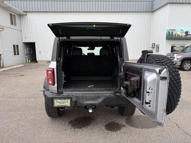 2022 SILVER /Medium Sandstone w/Black Onyx Ford Bronco (1FMEE5DP3NL) with an EcoBoost 27L V-6 portdirect injection engine, Automatic transmission, located at 1175 N Woodruff Ave, Idaho Falls, ID, 83401, 43.506901, -111.999657 - This 2022 Ford Bronco is a modern off-road SUV built to balance everyday driving comfort with serious adventure capability. Powered by a 2.7L EcoBoost V6, it delivers strong, responsive performance whether on the highway or exploring rougher terrain. The interior features leather seating with heated- Photo#30
