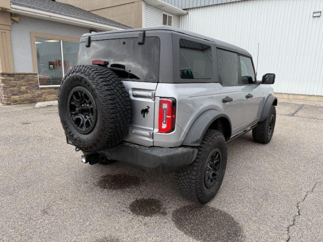 2022 SILVER /Medium Sandstone w/Black Onyx Ford Bronco (1FMEE5DP3NL) with an EcoBoost 27L V-6 portdirect injection engine, Automatic transmission, located at 1175 N Woodruff Ave, Idaho Falls, ID, 83401, 43.506901, -111.999657 - This 2022 Ford Bronco is a modern off-road SUV built to balance everyday driving comfort with serious adventure capability. Powered by a 2.7L EcoBoost V6, it delivers strong, responsive performance whether on the highway or exploring rougher terrain. The interior features leather seating with heated- Photo#32