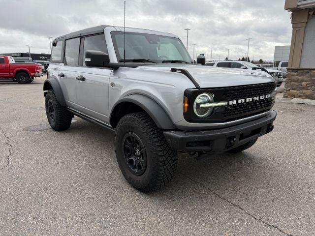 2022 SILVER /Medium Sandstone w/Black Onyx Ford Bronco (1FMEE5DP3NL) with an EcoBoost 27L V-6 portdirect injection engine, Automatic transmission, located at 1175 N Woodruff Ave, Idaho Falls, ID, 83401, 43.506901, -111.999657 - This 2022 Ford Bronco is a modern off-road SUV built to balance everyday driving comfort with serious adventure capability. Powered by a 2.7L EcoBoost V6, it delivers strong, responsive performance whether on the highway or exploring rougher terrain. The interior features leather seating with heated- Photo#34