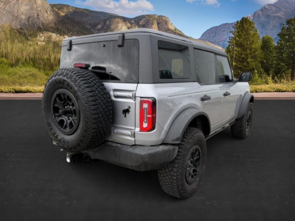2022 SILVER /Medium Sandstone w/Black Onyx Ford Bronco (1FMEE5DP3NL) with an EcoBoost 27L V-6 portdirect injection engine, Automatic transmission, located at 1175 N Woodruff Ave, Idaho Falls, ID, 83401, 43.506901, -111.999657 - This 2022 Ford Bronco is a modern off-road SUV built to balance everyday driving comfort with serious adventure capability. Powered by a 2.7L EcoBoost V6, it delivers strong, responsive performance whether on the highway or exploring rougher terrain. The interior features leather seating with heated- Photo#6