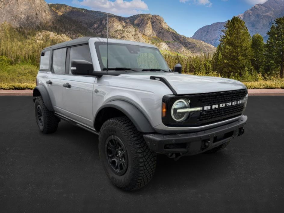 2022 SILVER /Medium Sandstone w/Black Onyx Ford Bronco (1FMEE5DP3NL) with an EcoBoost 27L V-6 portdirect injection engine, Automatic transmission, located at 1175 N Woodruff Ave, Idaho Falls, ID, 83401, 43.506901, -111.999657 - This 2022 Ford Bronco is a modern off-road SUV built to balance everyday driving comfort with serious adventure capability. Powered by a 2.7L EcoBoost V6, it delivers strong, responsive performance whether on the highway or exploring rougher terrain. The interior features leather seating with heated- Photo#8