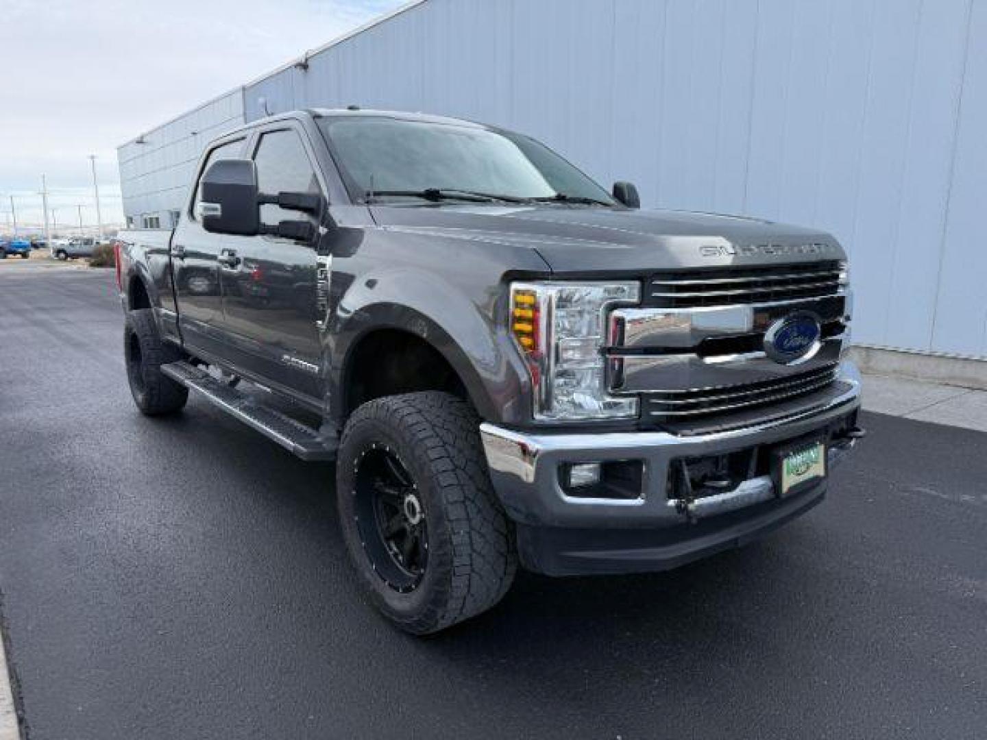 2018 GRAY /Black Ford F-250 (1FT7W2BT3JE) with an Powerstroke 67L V-8 diesel direct injection engine, Automatic transmission, located at 1175 N Woodruff Ave, Idaho Falls, ID, 83401, 43.506901, -111.999657 - At Timberline Auto, finding a great deal on your next vehicle is always easy! Our experienced sales staff's goal is to help find you the right vehicle at the right price! Our knowledgeable finance department has options for almost any credit score. We offer extended service contract options to prote - Photo#30