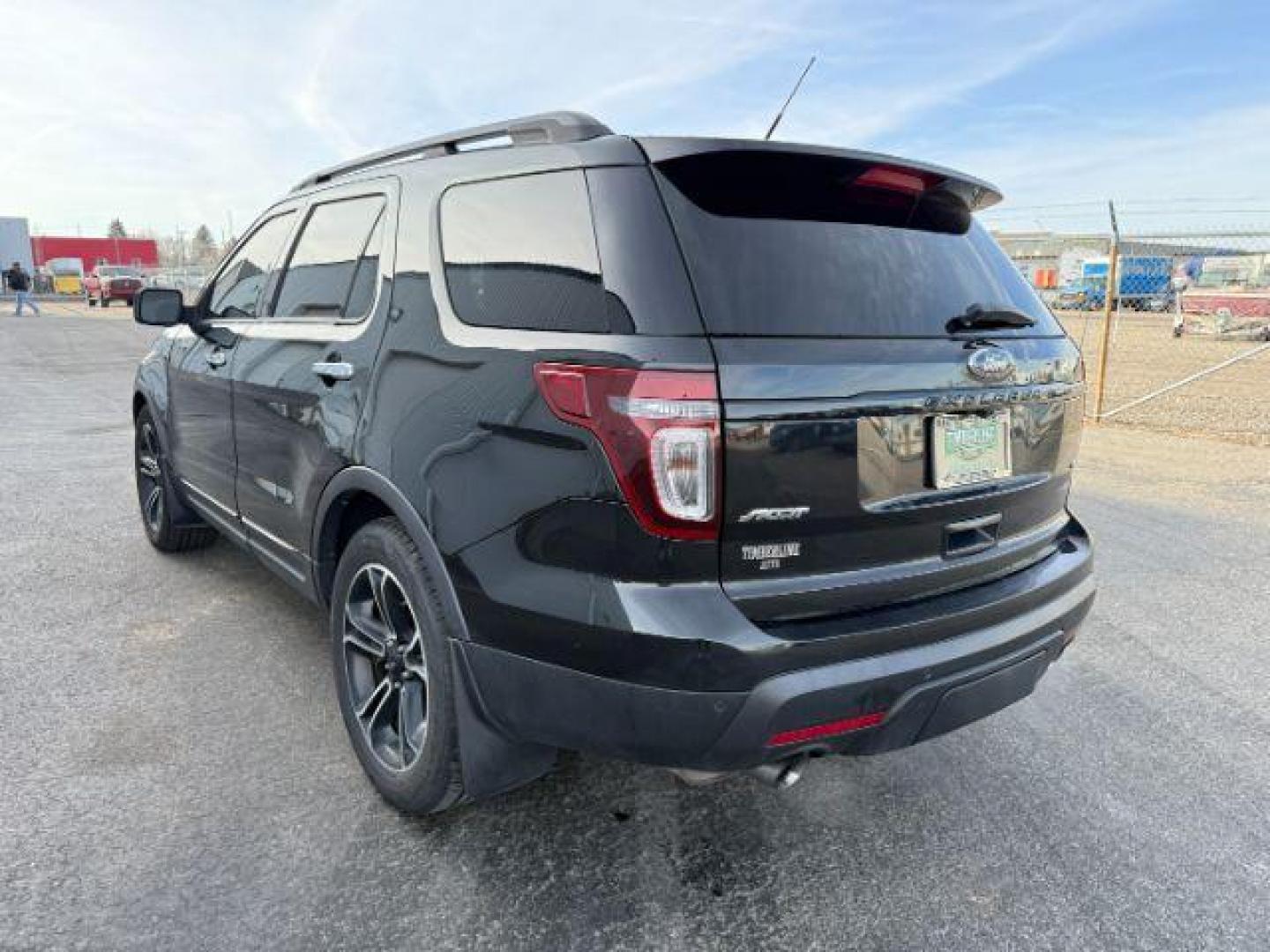 2014 Tuxedo Black Metallic /Charcoal Black Ford Explorer (1FM5K8GT9EG) with an EcoBoost 35L V-6 gasoline direct injection engine, Automatic transmission, located at 1175 N Woodruff Ave, Idaho Falls, ID, 83401, 43.506901, -111.999657 - Photo#28