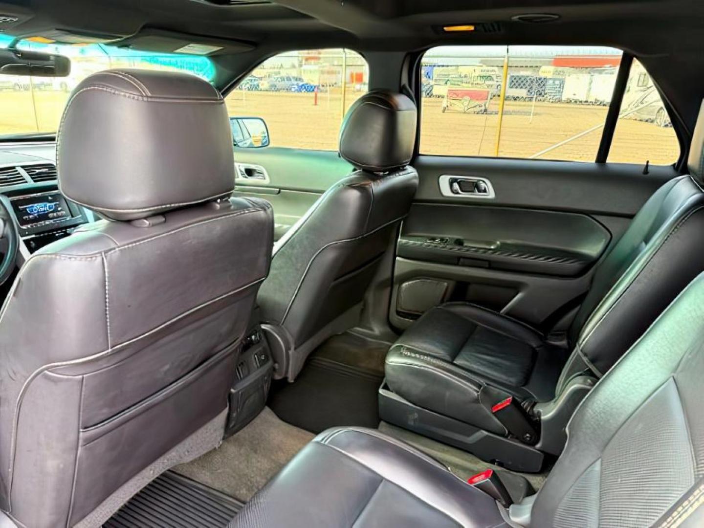 2014 Tuxedo Black Metallic /Charcoal Black Ford Explorer (1FM5K8GT9EG) with an EcoBoost 35L V-6 gasoline direct injection engine, Automatic transmission, located at 1175 N Woodruff Ave, Idaho Falls, ID, 83401, 43.506901, -111.999657 - Photo#24