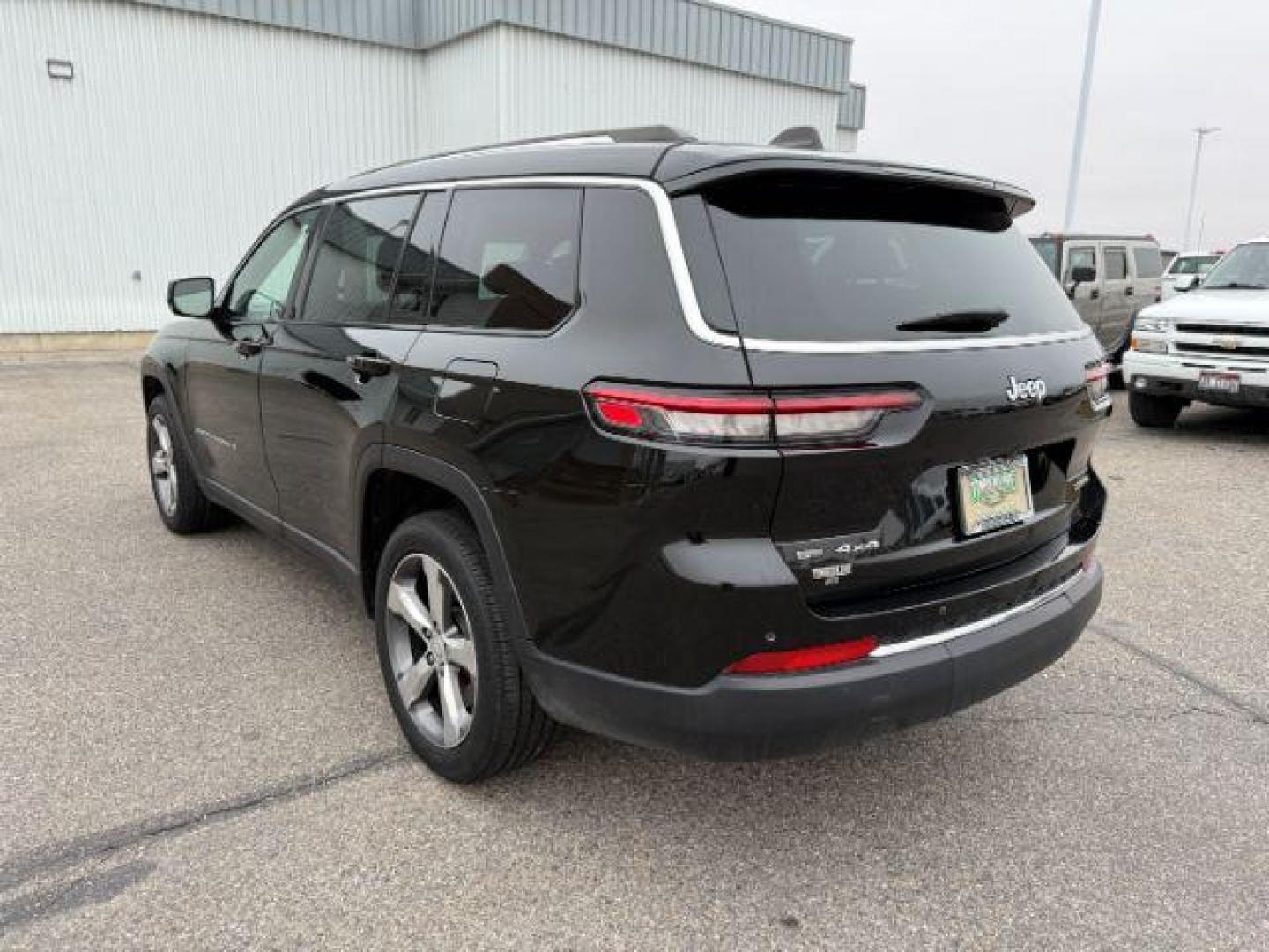 2021 Diamond Black Crystal Pearlcoat /Global Black Jeep Grand Cherokee L (1C4RJKBG7M8) with an Pentastar 36L V-6 DOHC engine, Automatic transmission, located at 1175 N Woodruff Ave, Idaho Falls, ID, 83401, 43.506901, -111.999657 - At Timberline Auto, finding a great deal on your next vehicle is always easy! Our experienced sales staff's goal is to help find you the right vehicle at the right price! Our knowledgeable finance department has options for almost any credit score. We offer extended service contract options to prote - Photo#29